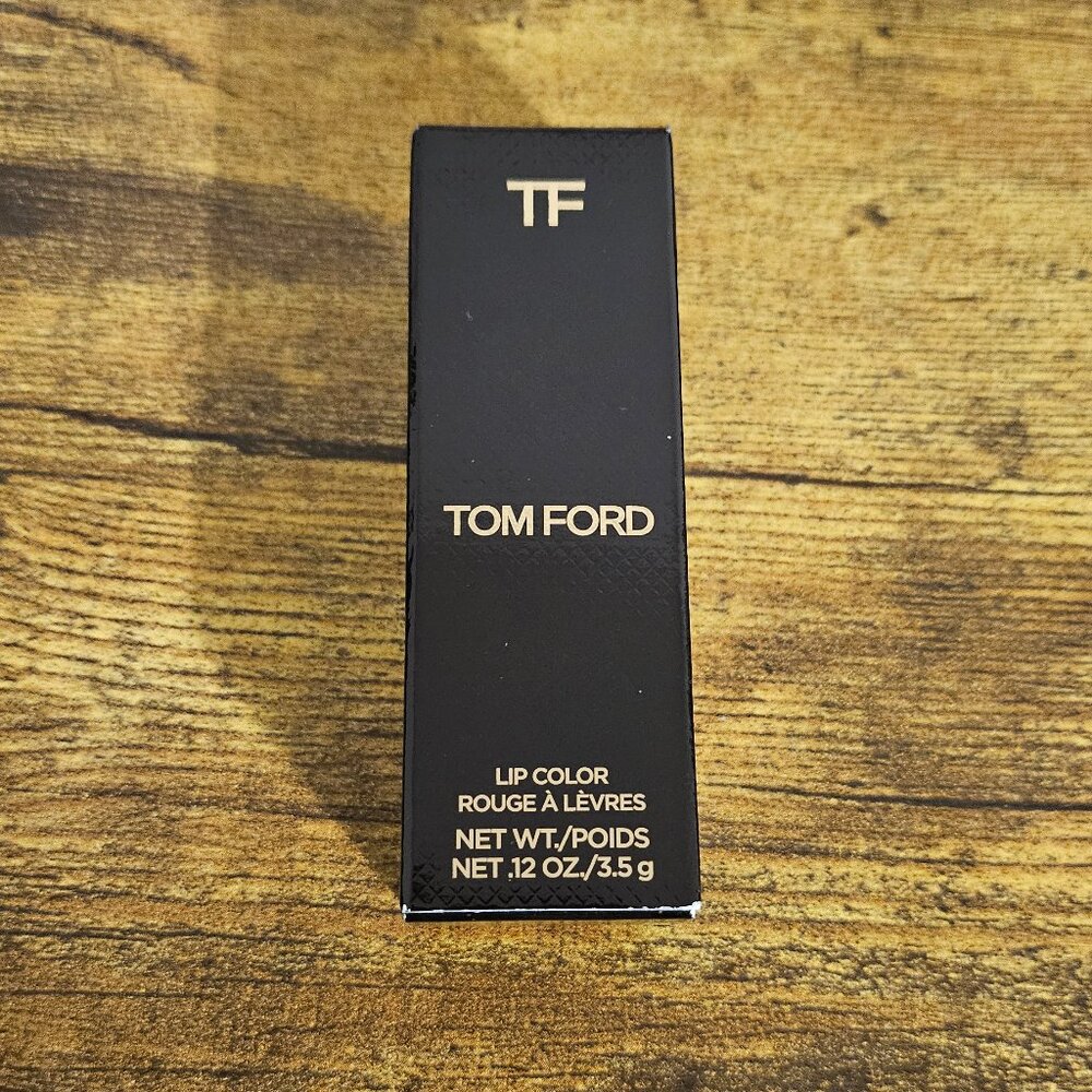 NIB $62 Tom Ford Lip Color Rouge  05 front page 3.5g - Picture 2 of 5